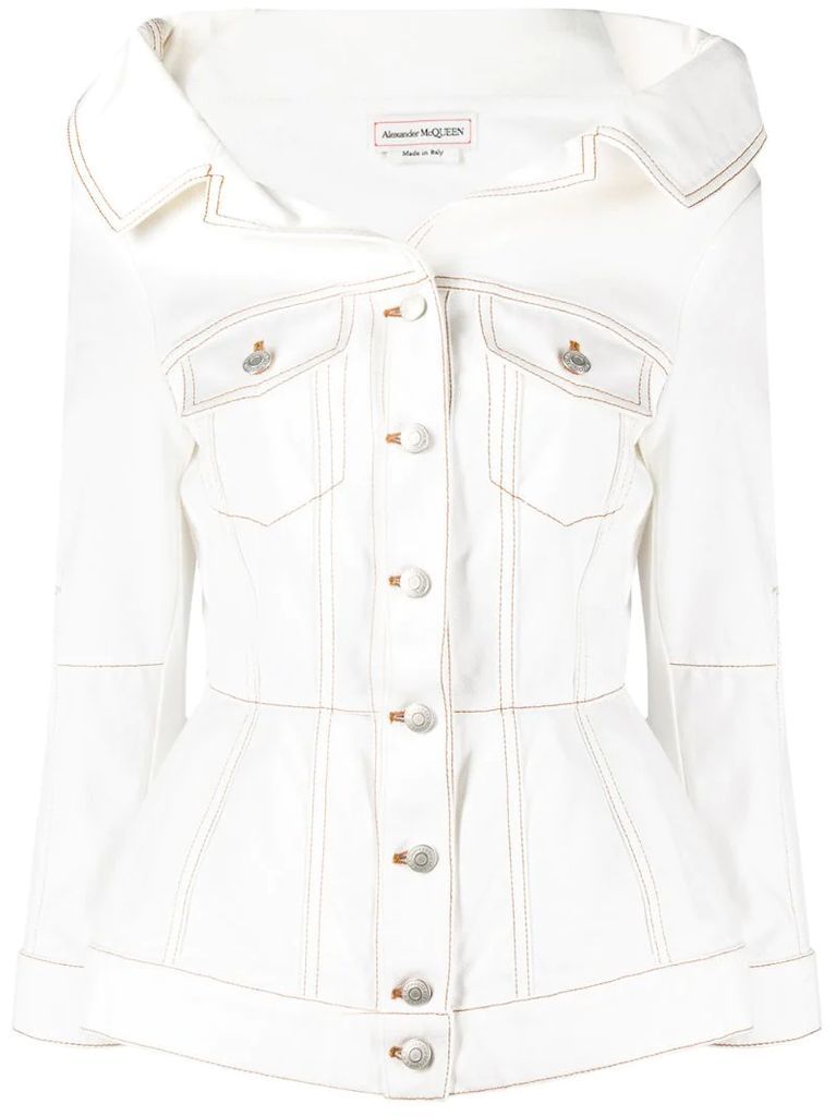 spread collar buttoned jacket