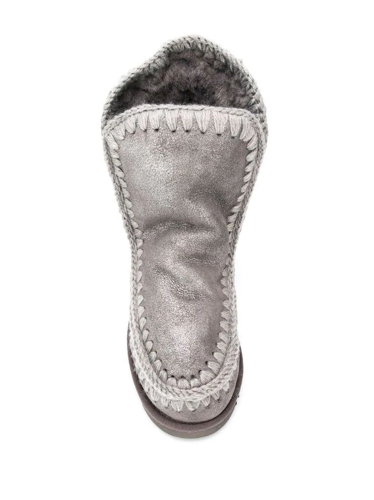 Eskimo metallic boots