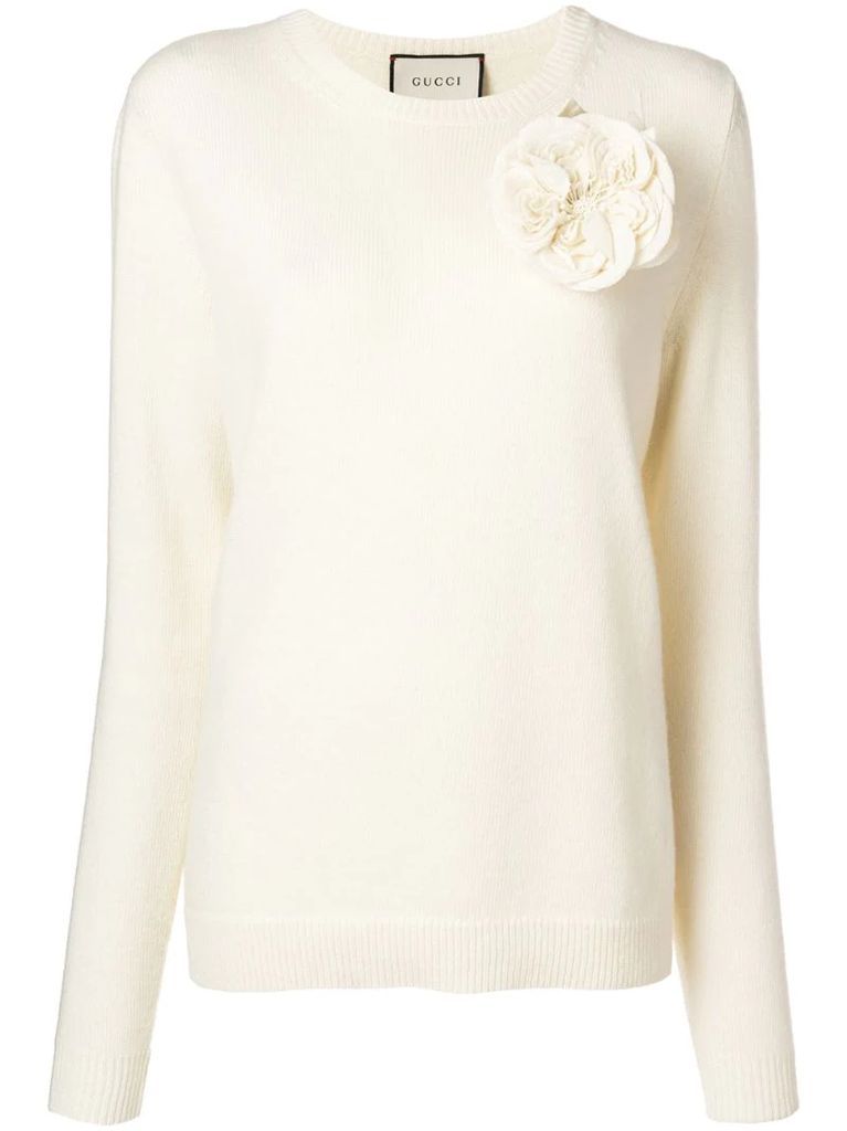 corsage sweater