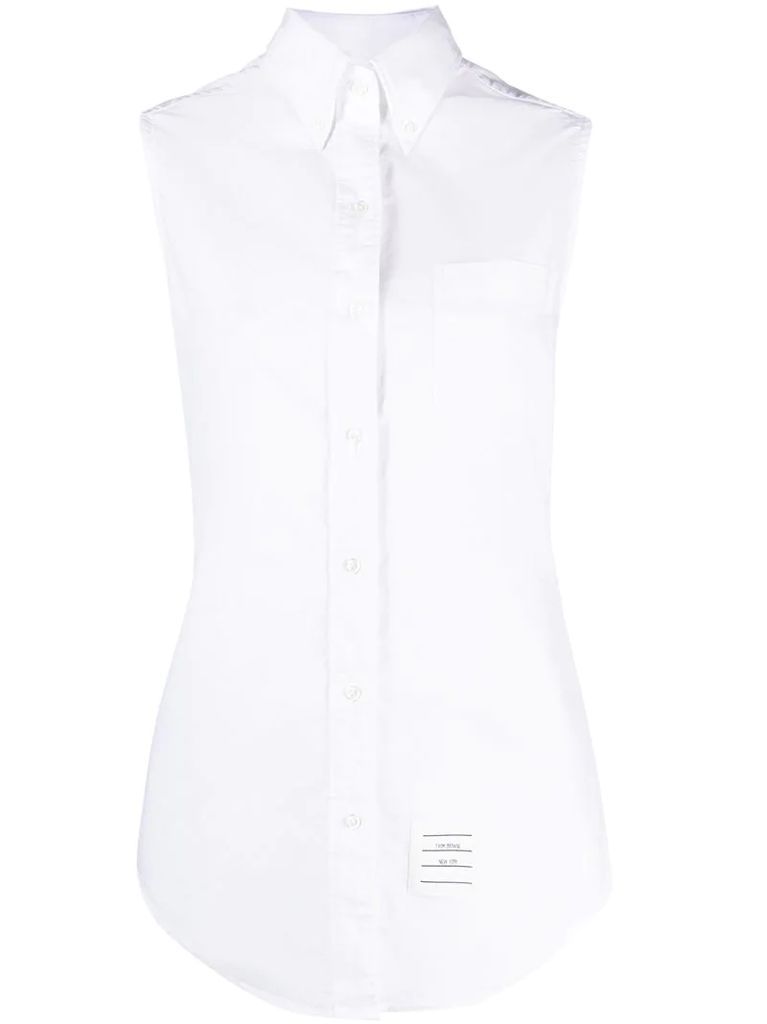 sleeveless button-front shirt
