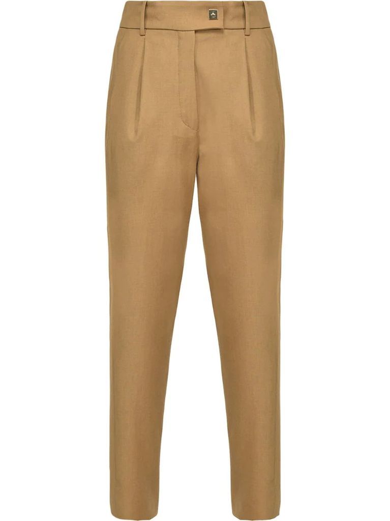 pleated tapered trousers