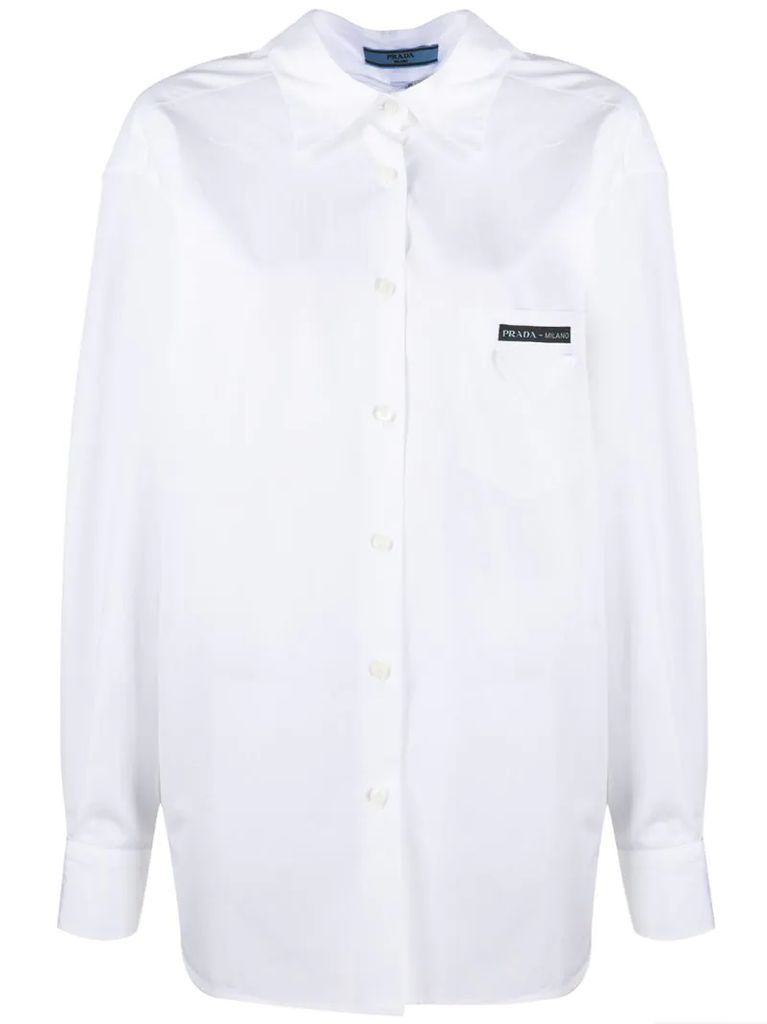 ruched back logo patch shirt
