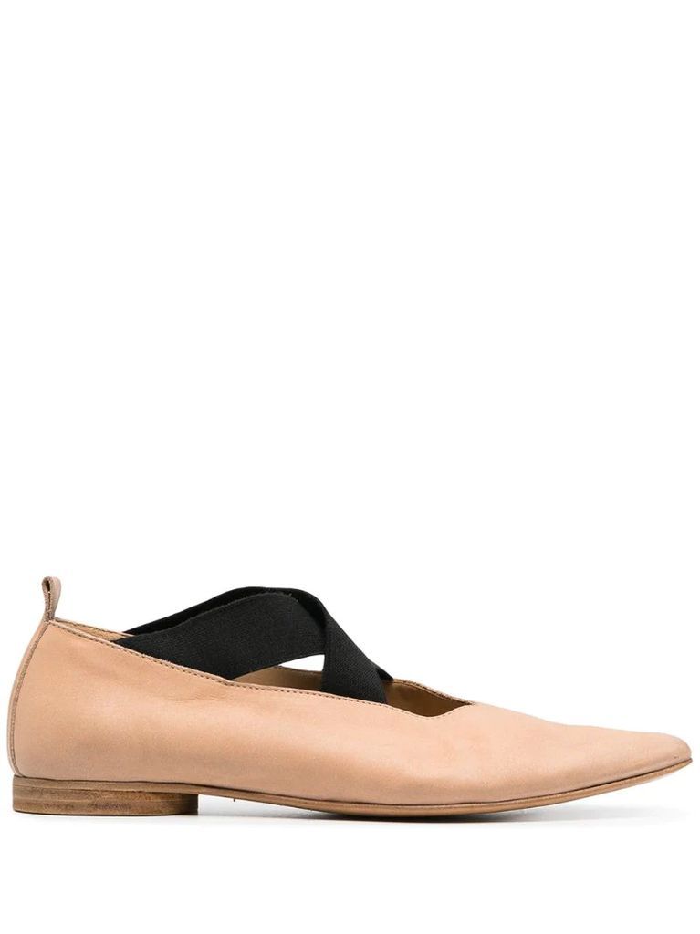 crossover-straps pointed ballerina shoes