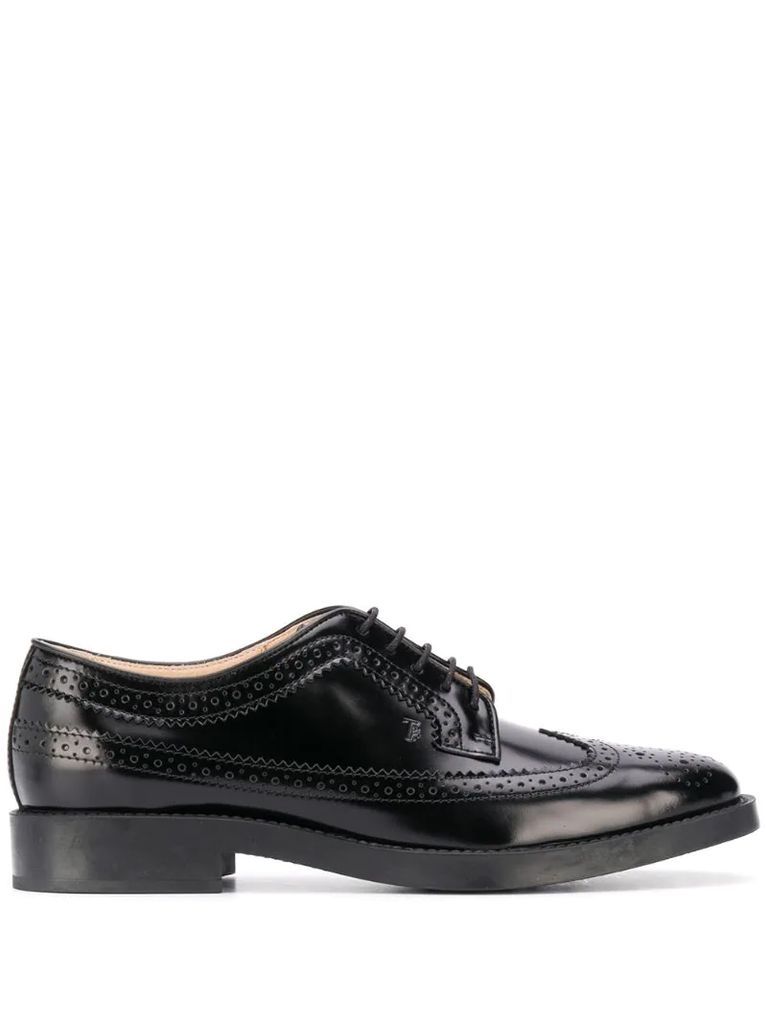 lace-up leather brogues