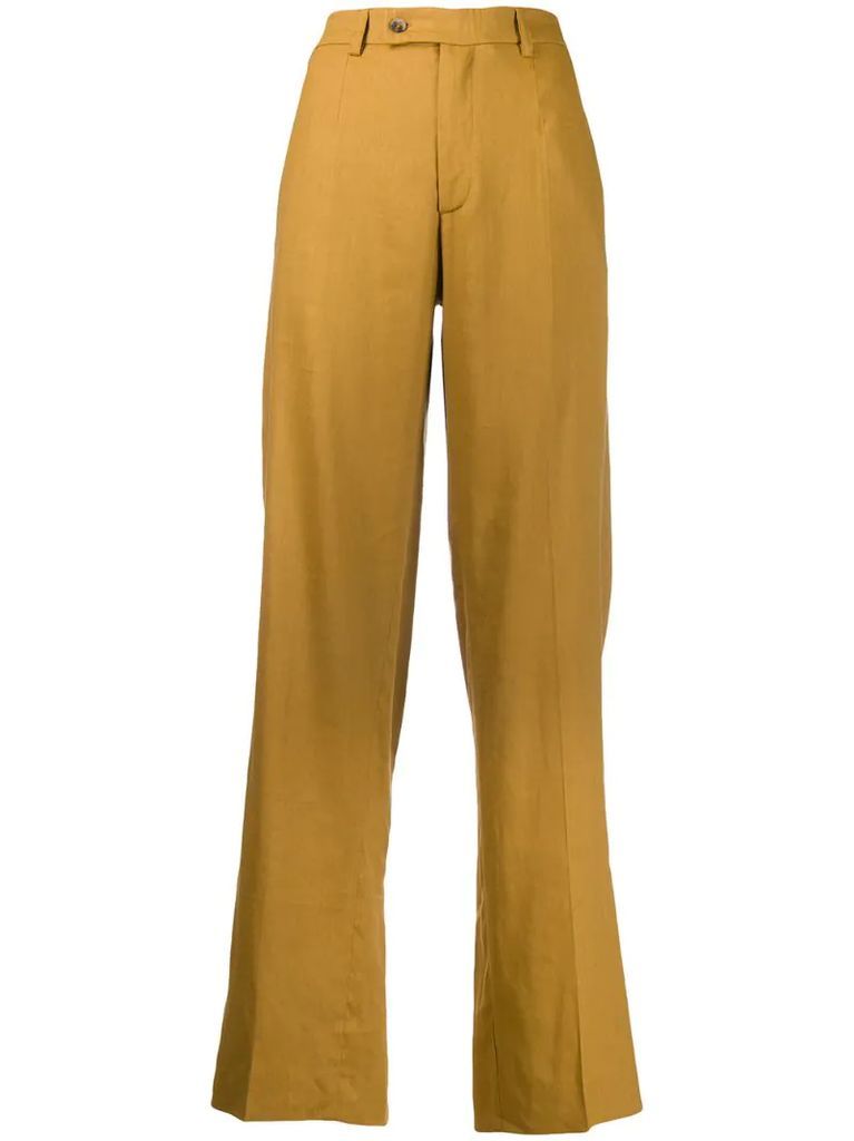 straight-leg trousers