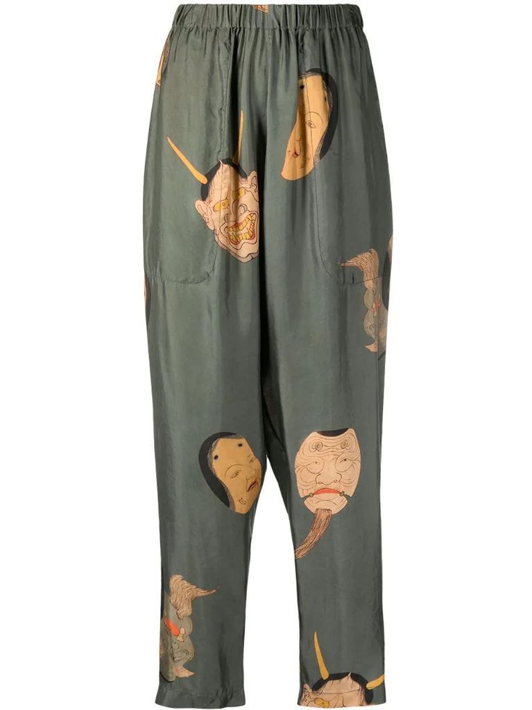 graphic-print tapered trousers