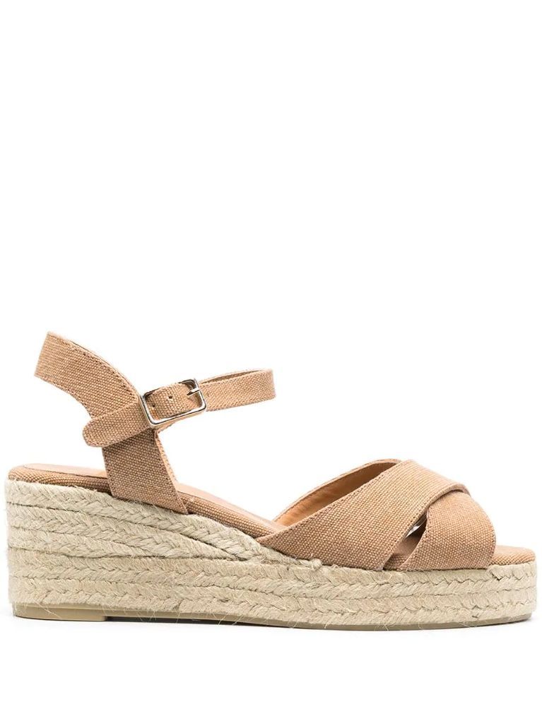 wedge-heeled sandals with strap design