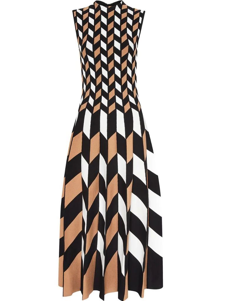 geometric-pattern pleated dress