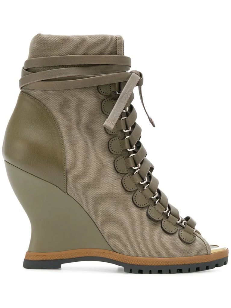 River wedge boots