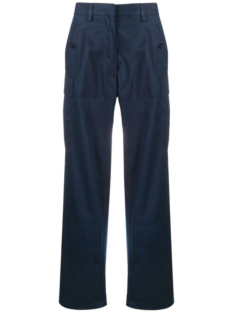 relaxed cargo trousers