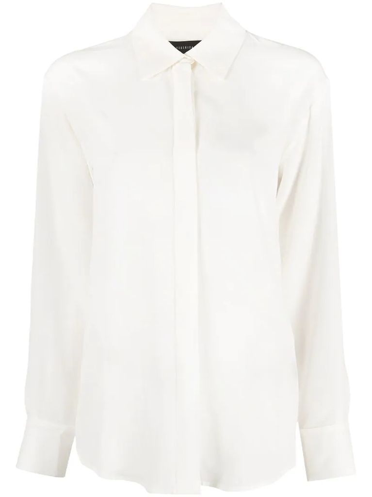 long-sleeved concealed silk shirt