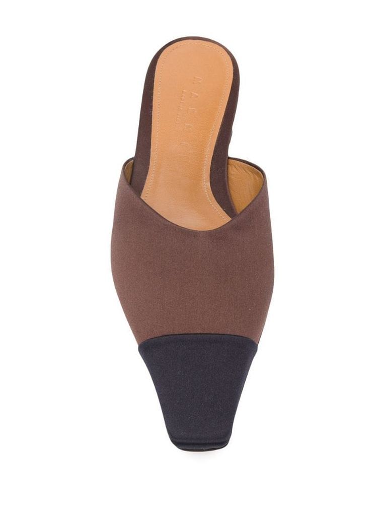 colour block pointed toe mules