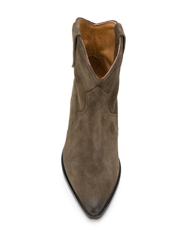 pointed slip-on boots