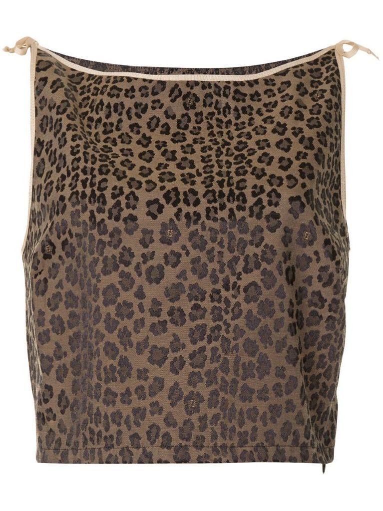 leopard print cropped top