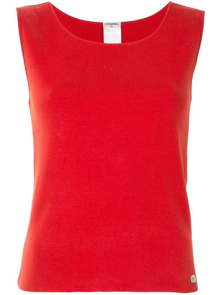 2002 knitted sleeveless top