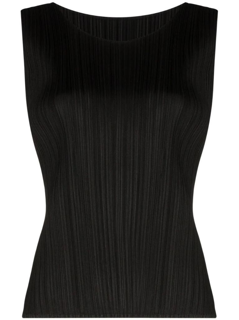 sleeveless plissé top