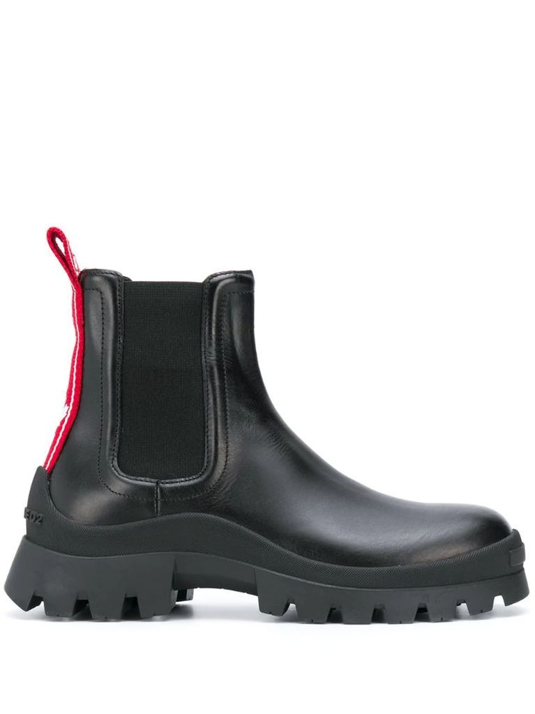 leather chunky chelsea boot