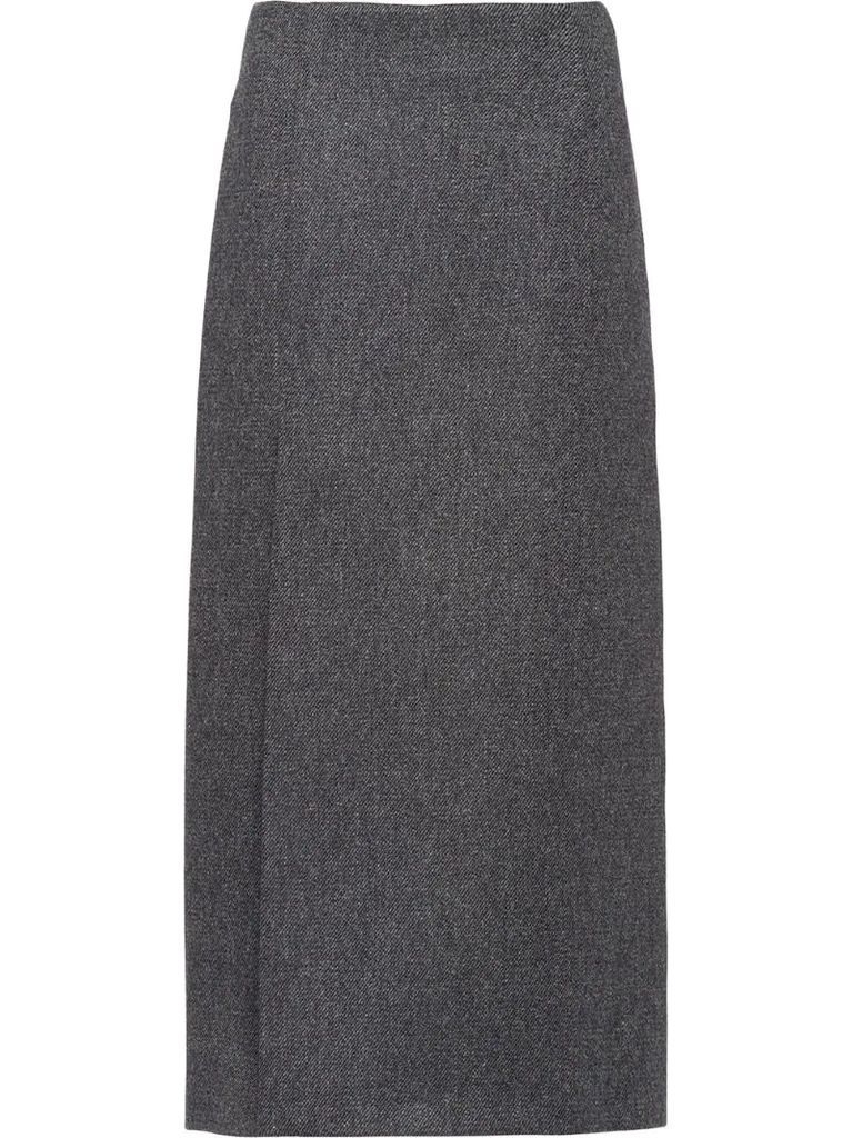 side-slit straight skirt