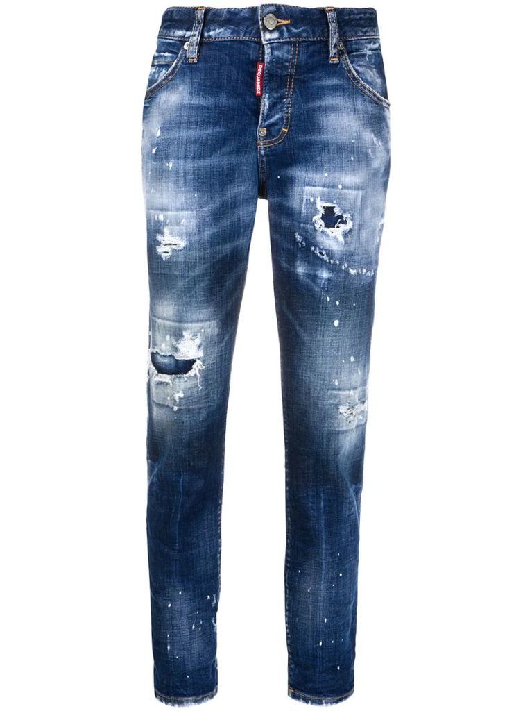 turn-up distressed jeans