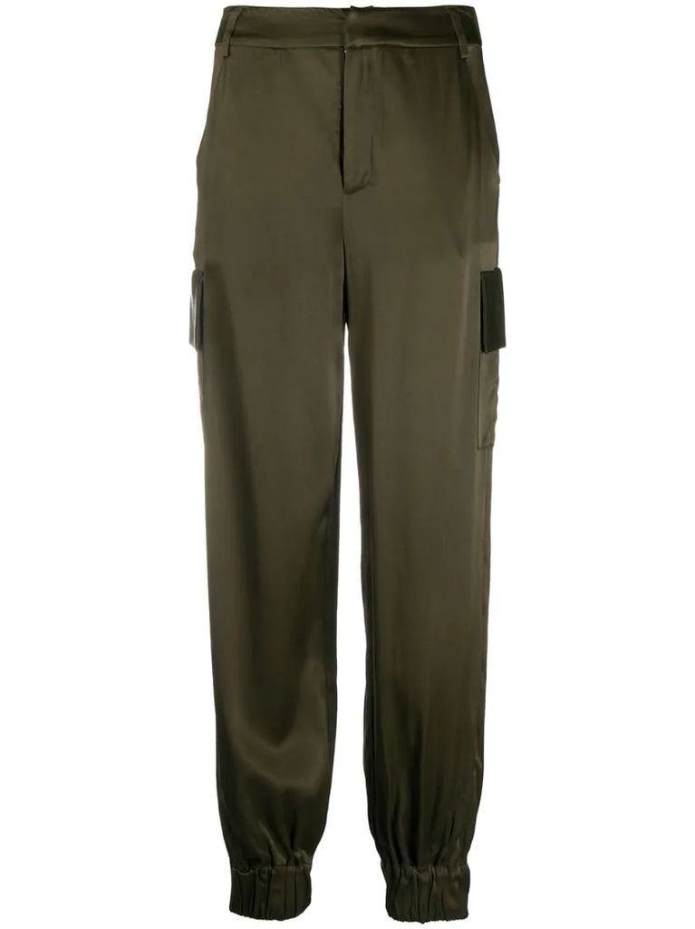 elasticated ankles trousers