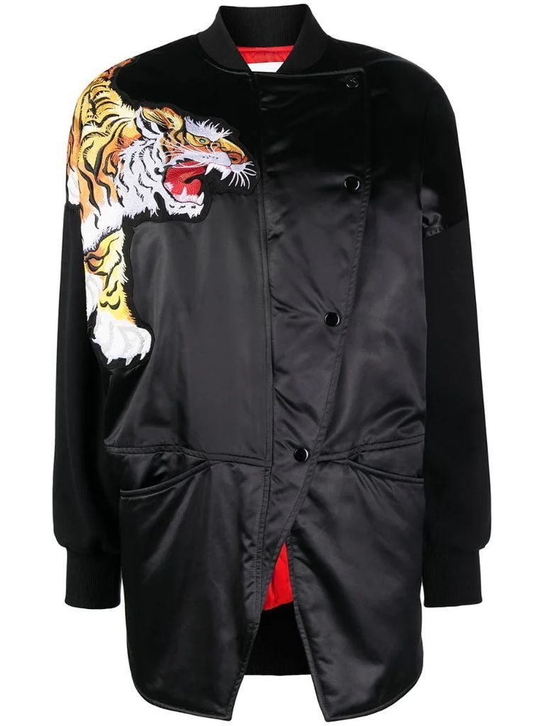 Tiger patch bomber jacket