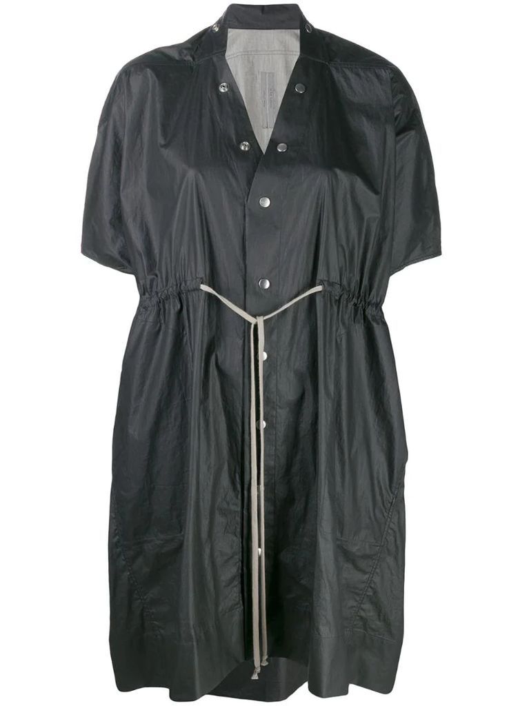 short-sleeved raincoat