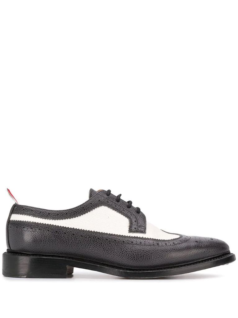 panelled pointed-toe brogues