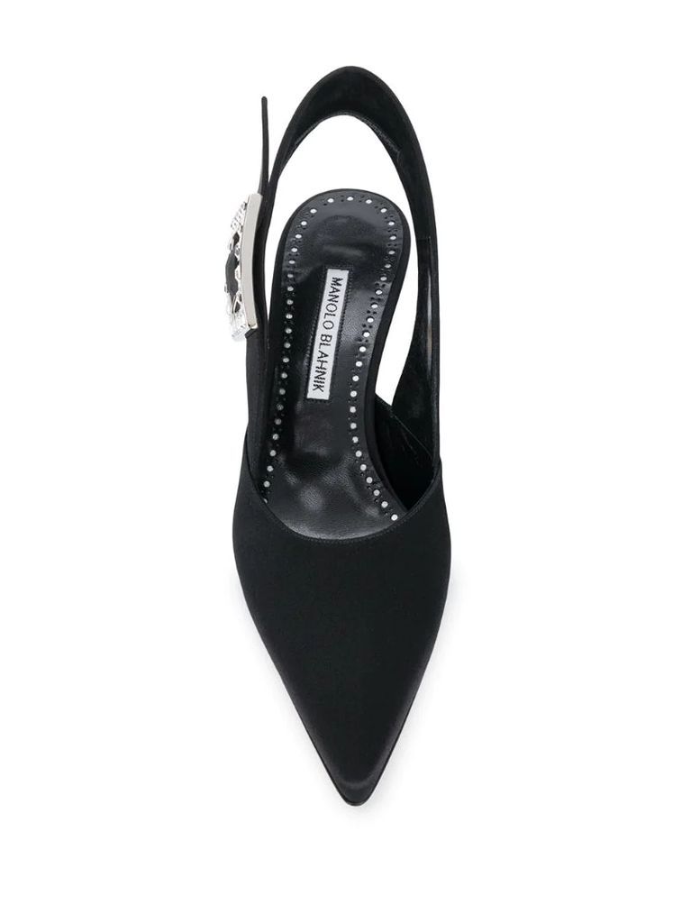 Yaunde pointed pumps
