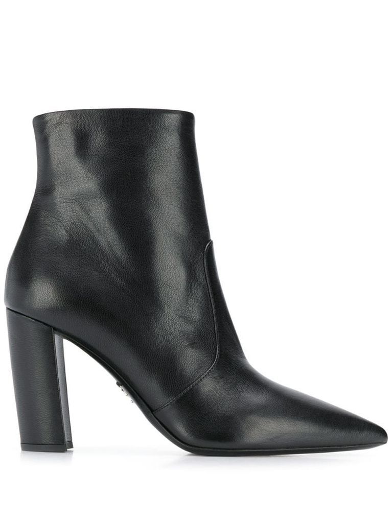 mid-heel 90mm ankle boots