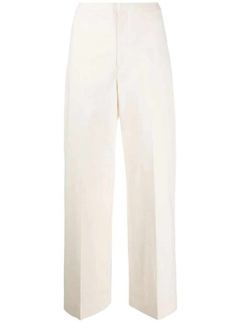 straight wide trousers