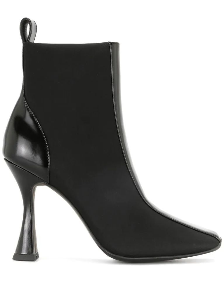 Uli ankle boots