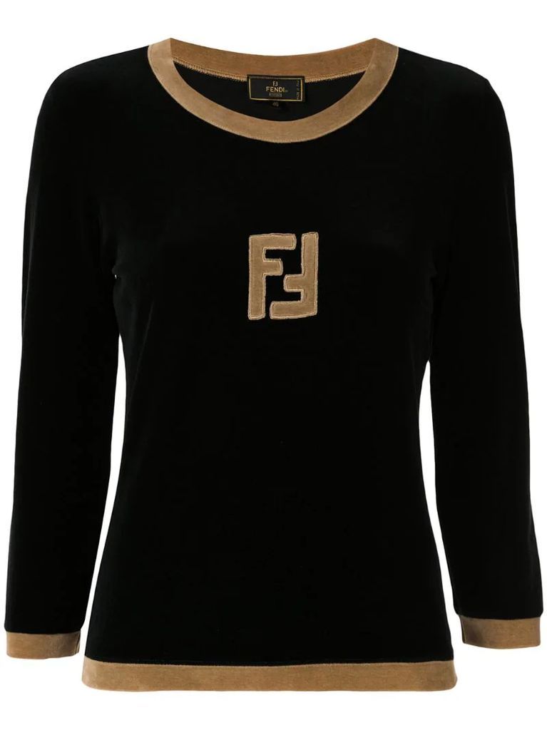 long sleeve logo top