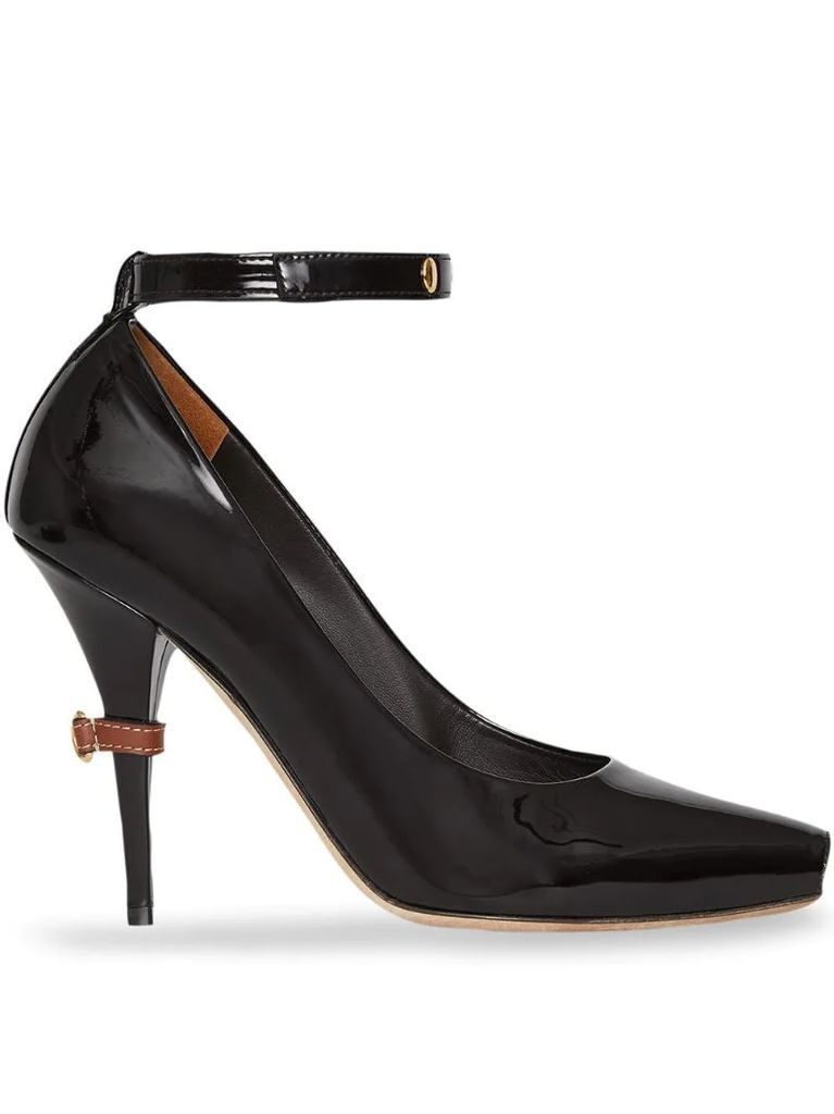 D-ring Detail Patent Leather Peep-toe Pumps