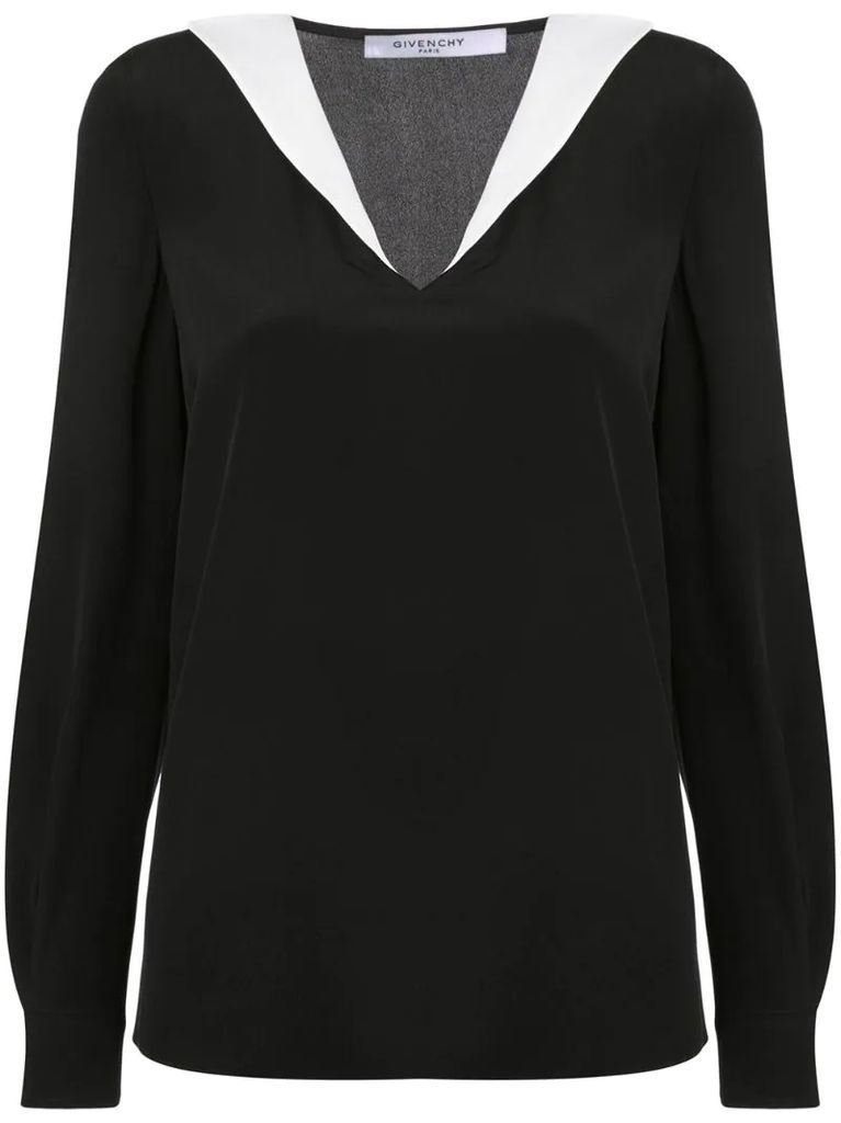 contrasting collar blouse