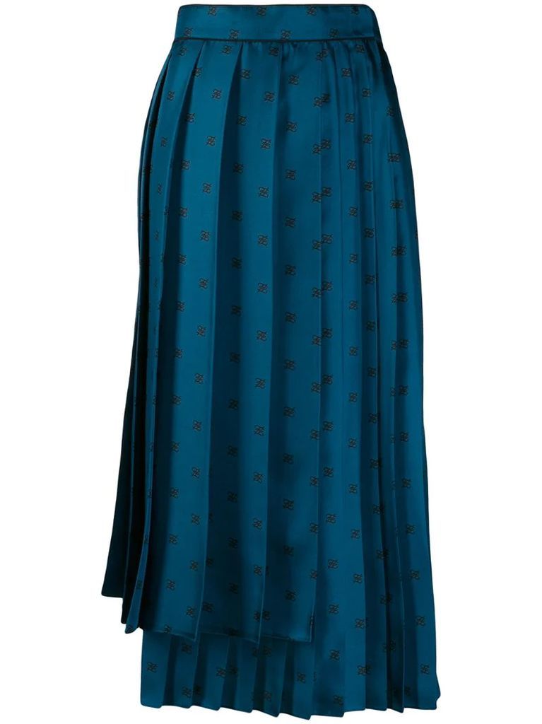 Karligraphy motif pleated skirt