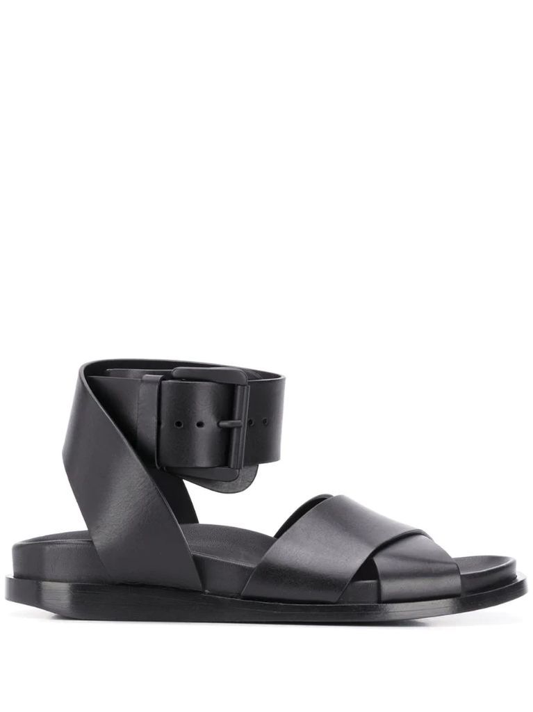 crossover strap flat sandals