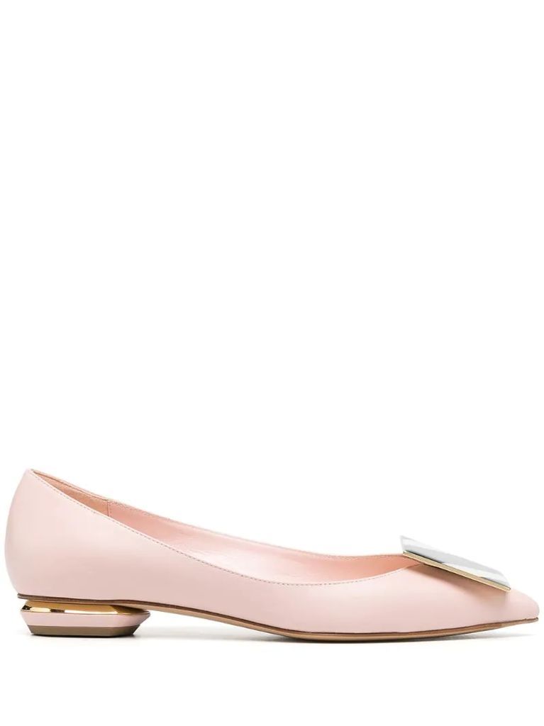 pointed-toe ballerina pumps