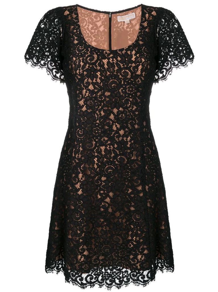 shortsleeved lace dress