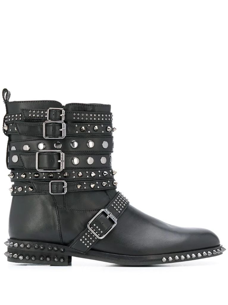 buckle detail boots