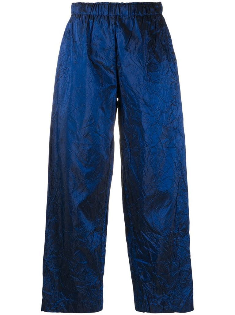 creased pull-on trousers