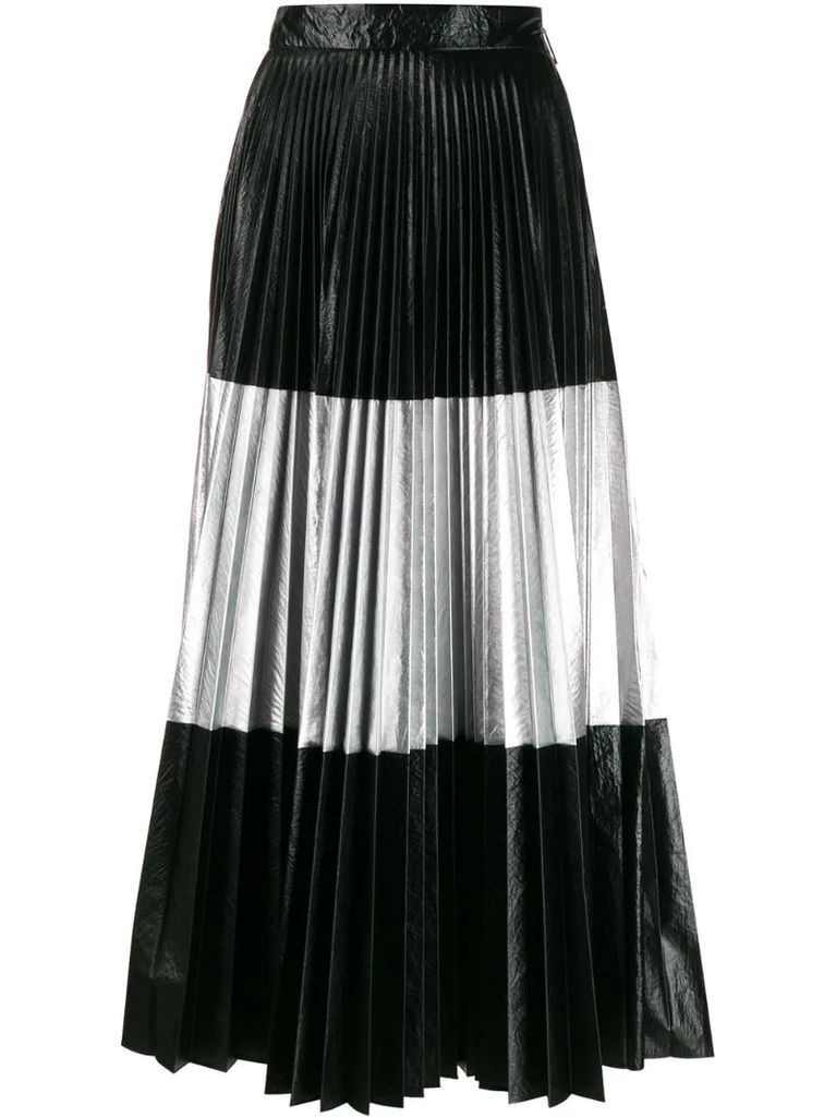 laminated pleated skirt