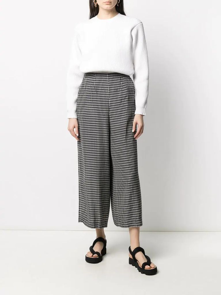 checked apron layer trousers