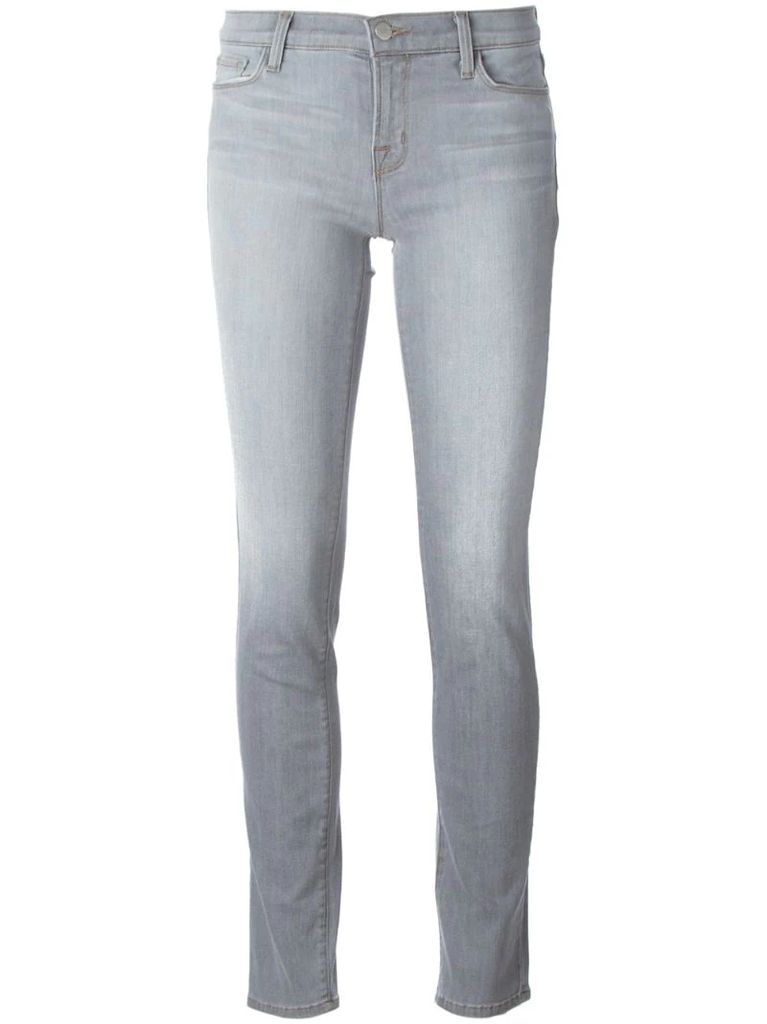 skinny fit jeans