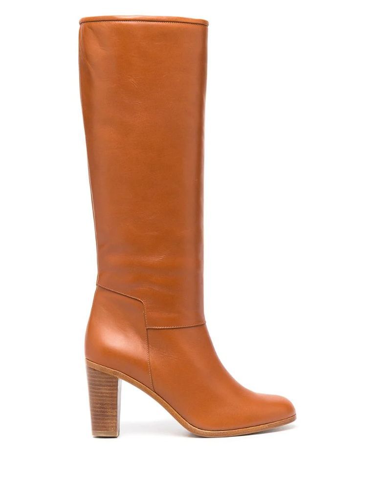 straight-leg leather boots