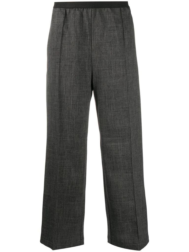 loose-fit pull-on trousers