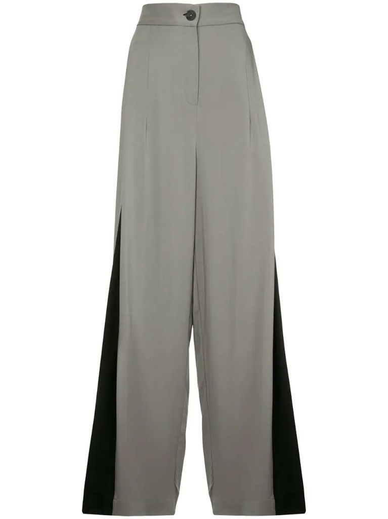 Attained high rise trousers