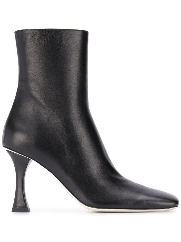 sculpted heel square-toe boots