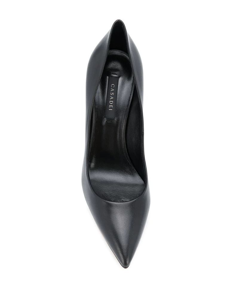 pointed toe pumps