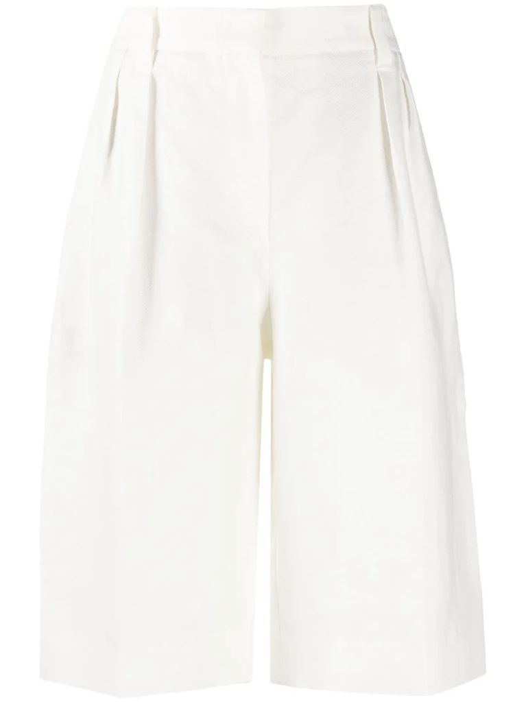 pleated wide-leg bermuda shorts