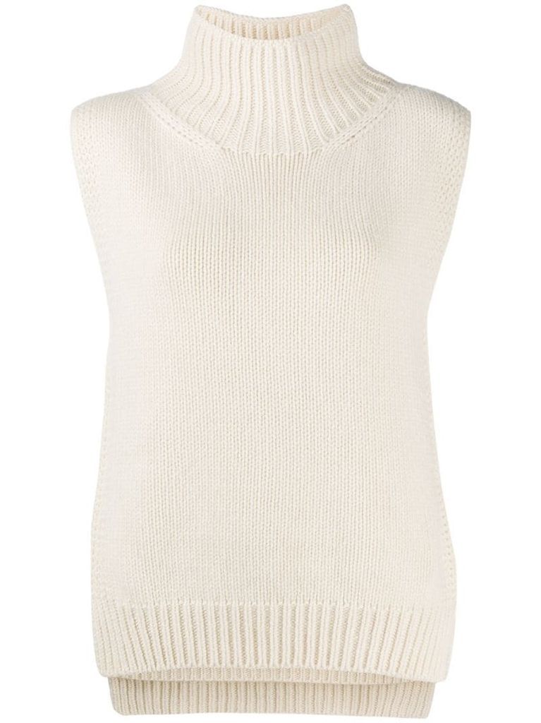 asymmetric hem knitted top